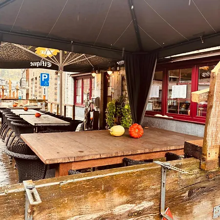 La Chevriere Semesterbostad